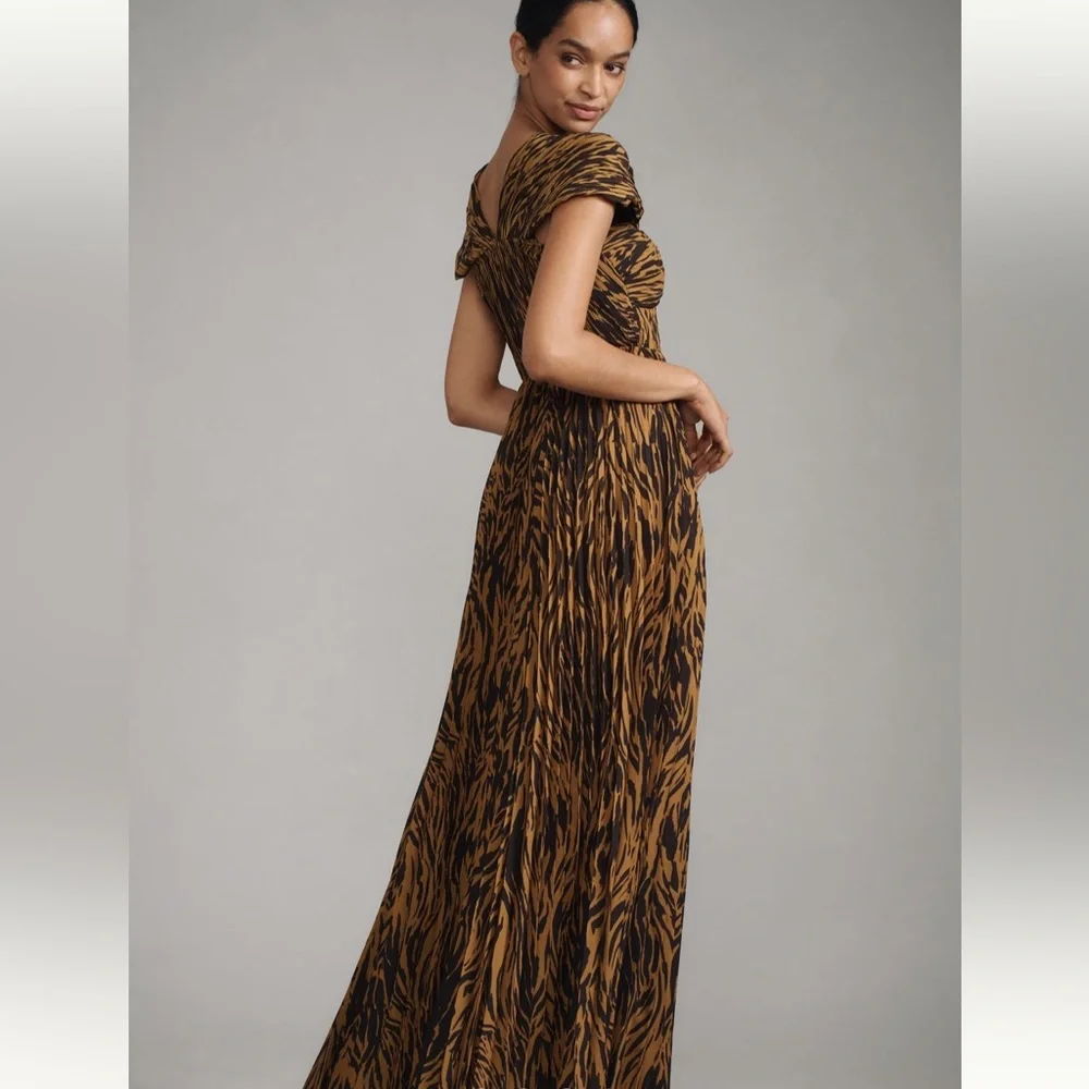 Saylor Ulla Maxi Dress - Picture 4 of 8